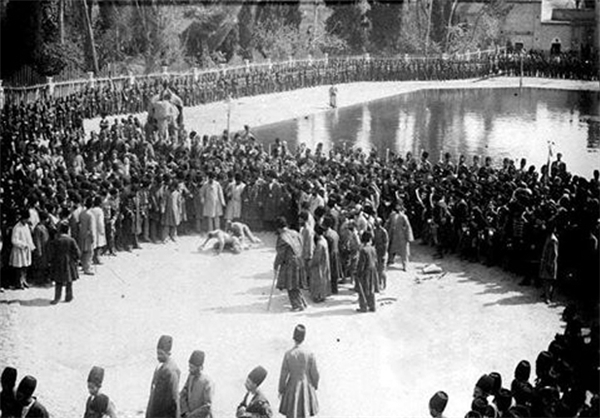 عکس/ مسابقات کشتی در عهد قاجار