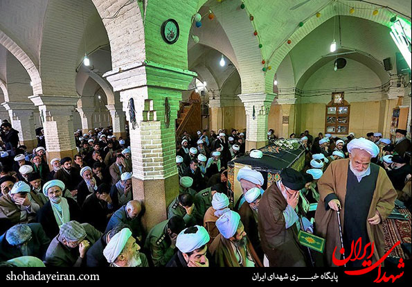 تصاویر/تشییع پیکر آیت الله انصاری شیرازی _ قم