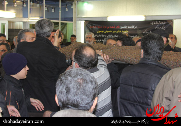 تصاویر/ مراسم تشییع پیکرمادر شهید مسعود فرهمند