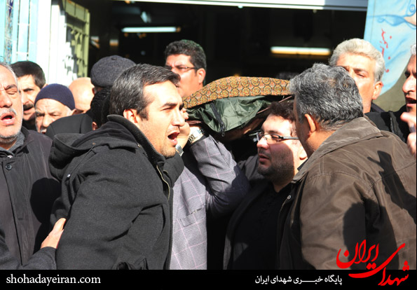 تصاویر/ مراسم تشییع پیکرمادر شهید مسعود فرهمند