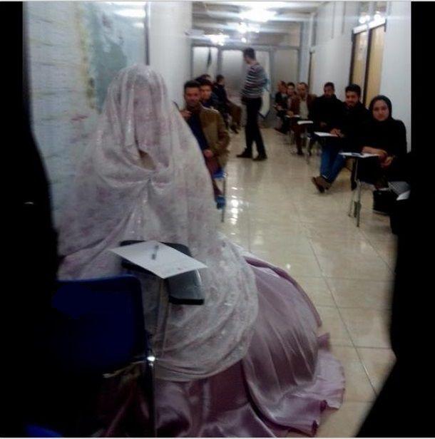 حضور در جلسه امتحان با لباس عروس+ عکس حضور در جلسه امتحان با لباس عروس+ عکس
