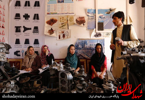 تصاویر/آموزش رانندگی زنان در افغانستان