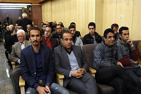 تنهاپرسپولیسیهای حاضر درختم مرتضیاحمدی+عکس تنهاپرسپولیسیهای حاضر درختم مرتضیاحمدی+عکس