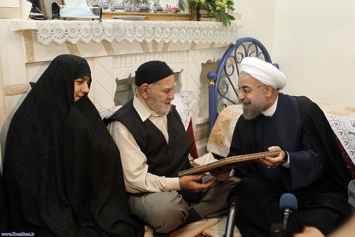 آیاروحانی به دیدار خانواده شهدا و جانبازان فتنه88 هم میرود؟ آیاروحانی به دیدار خانواده شهدا و جانبازان فتنه88 هم میرود؟