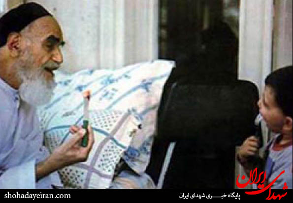 عکس/کودکان و امام خمینی (ره)