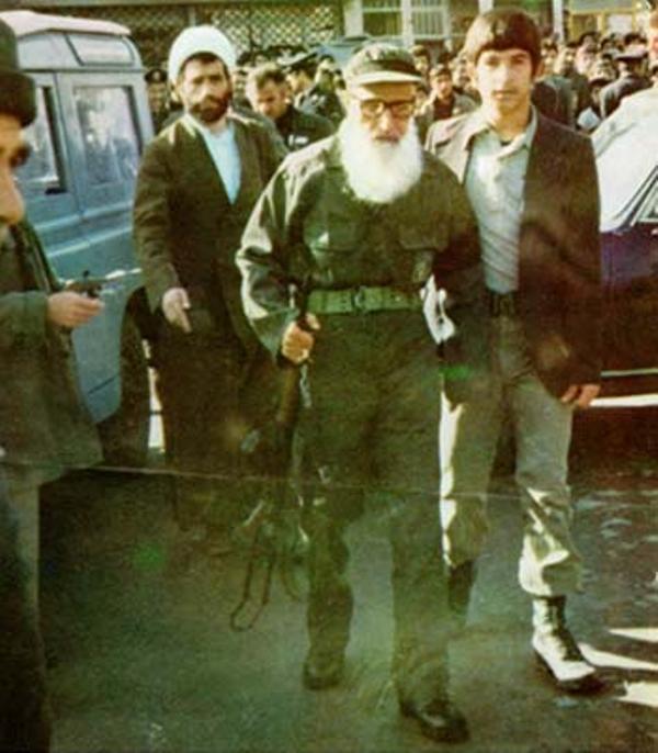 ماجرای لباس رزم پوشیدن شهیداشرفی در تاسوعا+تصاویر ماجرای لباس رزم پوشیدن شهیداشرفی در تاسوعا+تصاویر