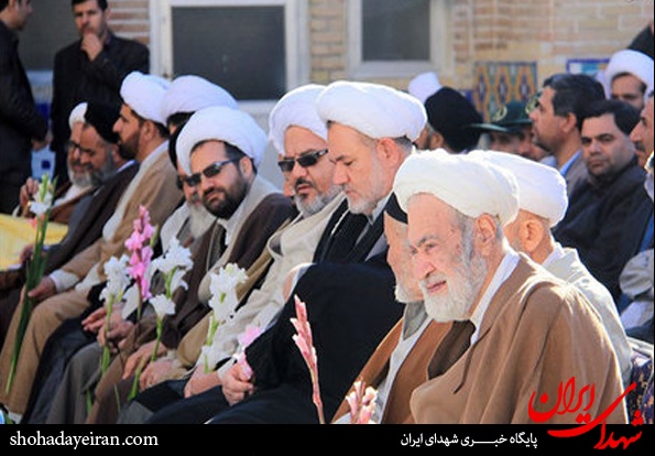تصاویر/ گلباران حجره طلبگی امام (ره)در اراک