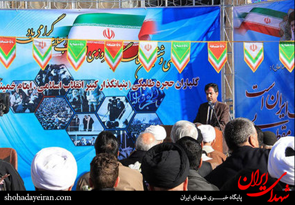 تصاویر/ گلباران حجره طلبگی امام (ره)در اراک