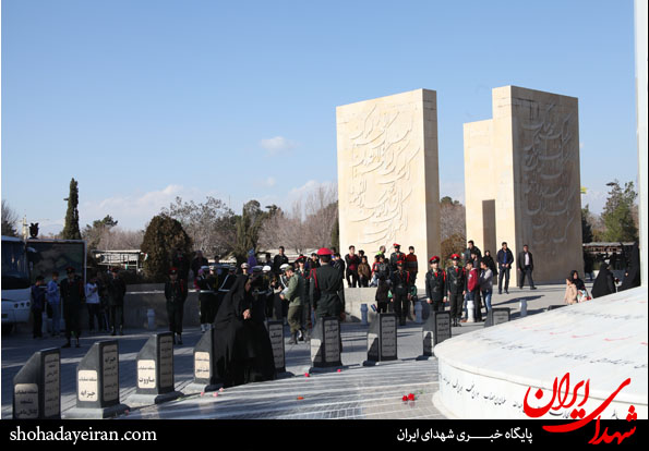 عکس/ غباروربی گلزار شهدا