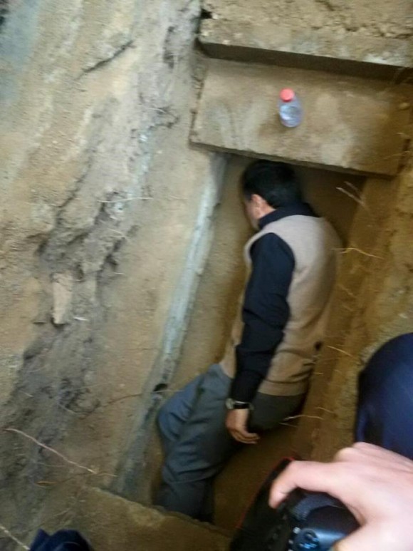 لحظه خوابیدن احمدی نژاد در  