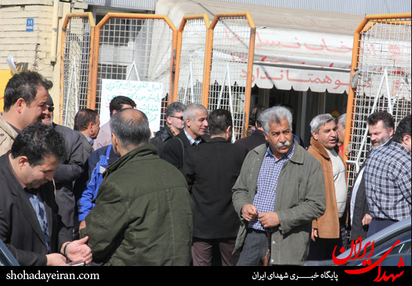 تصاویر/ تجمع آزادگان در مقابل کارخانه مینو و قاسم ایران تصاویر/ تجمع آزادگان در مقابل کارخانه مینو و قاسم ایران