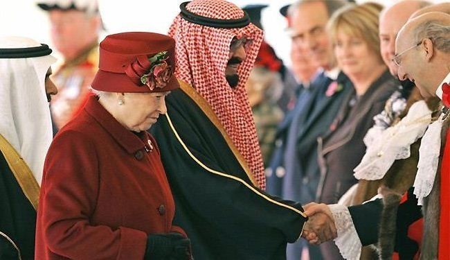 ملکعبدالله به ملکه الیزابت:حواست به رانندگی باشد ملکعبدالله به ملکه الیزابت:حواست به رانندگی باشد