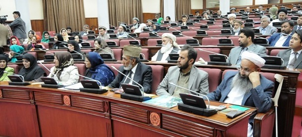 پاسپورت های آمریکایی در جیب مسئولان دولتی پاسپورت های آمریکایی در جیب مسئولان دولتی