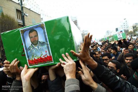 تشییع باشکوه 