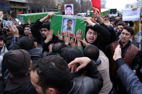 تشییع باشکوه 