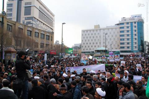 تشییع باشکوه 