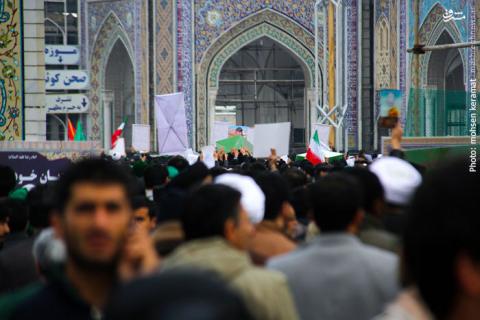 تشییع باشکوه 