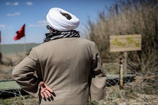 بی دست کربلا دست مرا بگیر... +عکس