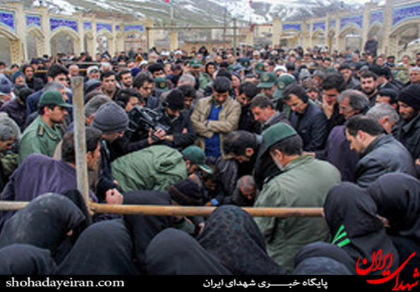 تصاویر/ آیین خاکسپاری پیکر شهید مهدیقلی حامدی در شهرستان گرمی تصاویر/ آیین خاکسپاری پیکر شهید مهدیقلی حامدی در شهرستان گرمی