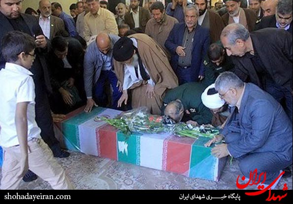 عکس/مراسم کاشت نهال به مناسبت روز شهدا