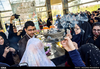 تصاویر/ازدواج دانشجویی درجوارشهدای‌گمنام