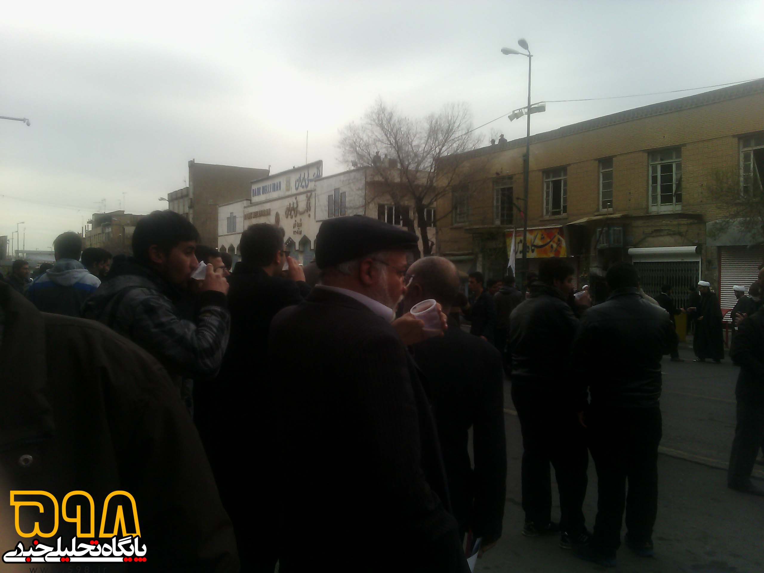 از شعار قمیها درباره از شعار قمیها درباره
