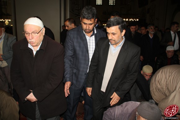 احمدی نژاد در 