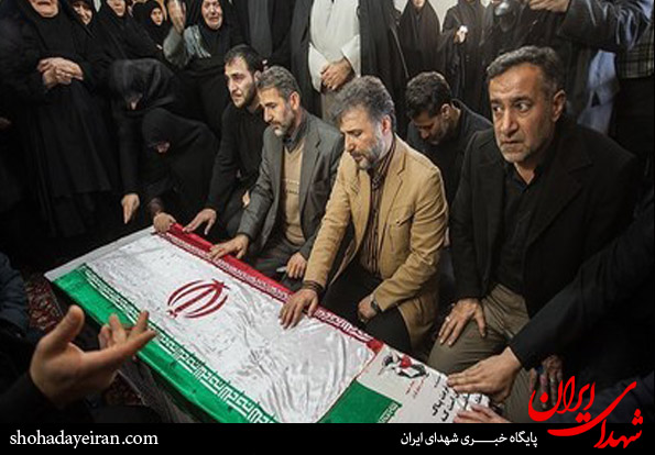 تصاویر/ مراسم تشییع پیکر مادر شهیدان کشوری - مازندران