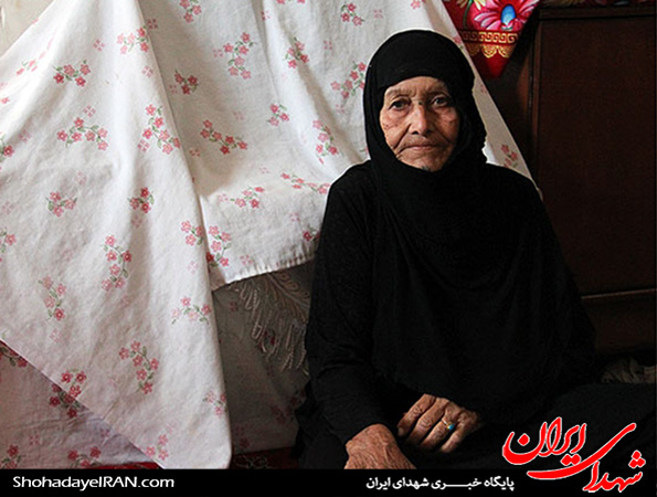 رئیس جمهور از یک شهید خرمشهر تقدیر نکرد +عکس رئیس جمهور از یک شهید خرمشهر تقدیر نکرد +عکس