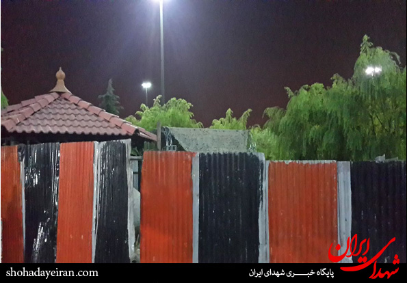 حصارکشی دور قبر شهید گمنام در پارک پردیسان+عکس حصارکشی دور قبر شهید گمنام در پارک پردیسان+عکس