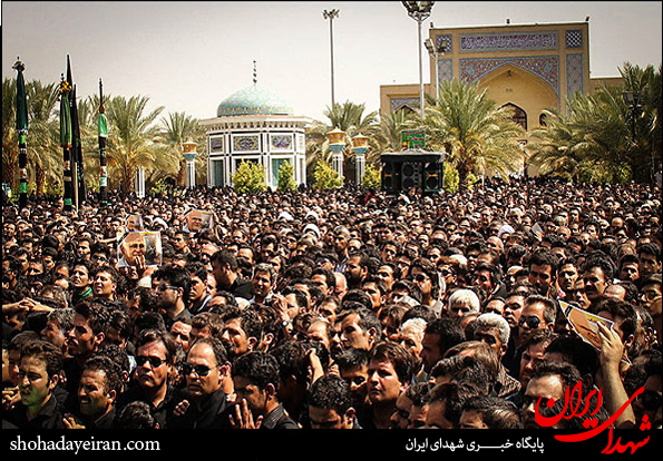 تشییع پیکر جان باختگان سانحه سقوط هواپیما