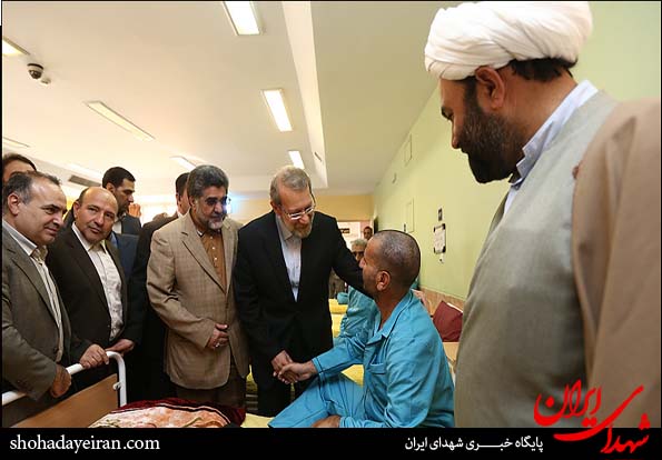 عیادت لاریجانی از جانبازان اعصاب و روان در شهریار