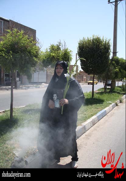 تصاویر/ استقبال مردم ورامین از شهدای گمنام
