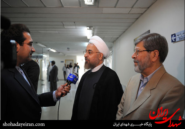 تصاویر/عیادت رئیس جمهور از امام خامنه ای