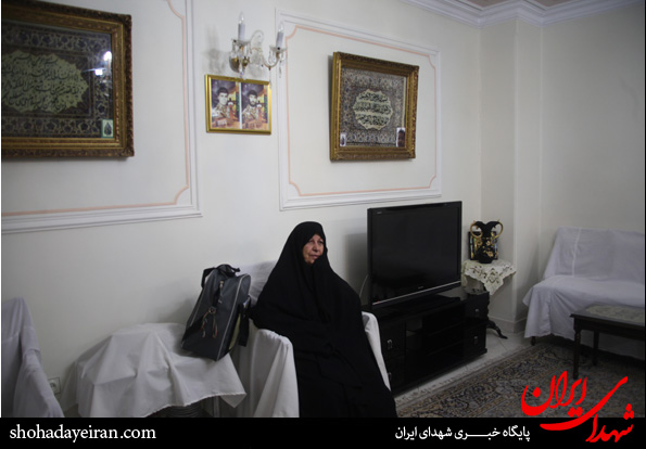 مادر شهیدی که به نیابت از 2 فرزندش به مکه می رود مادر شهیدی که به نیابت از 2 فرزندش به مکه می رود