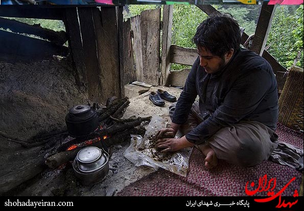 تصاویر/ بازسازی خانه یک شهید