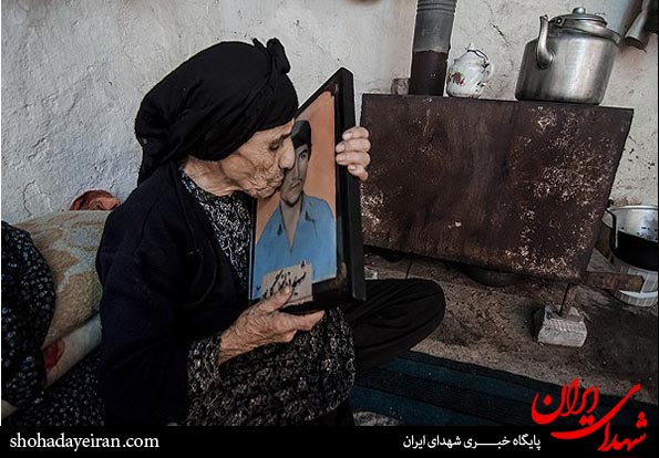تصاویر/ بازسازی خانه یک شهید