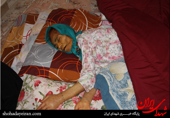 29 سال است مسئولی سراغ این مادر شهید نرفته است 29 سال است مسئولی سراغ این مادر شهید نرفته است