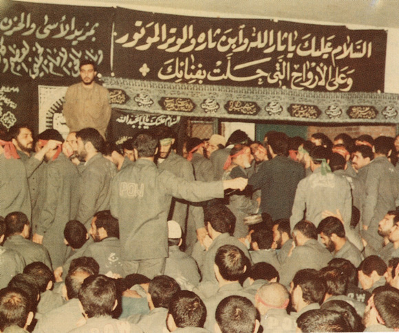 عکس/عزاداری اسرای عراقی در ایران عکس/عزاداری اسرای عراقی در ایران