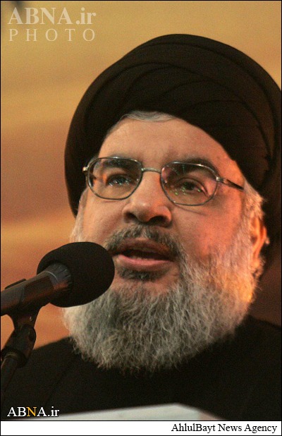 سید حسن نصرالله در جمع عزاداران شب عاشورا+تصاویر