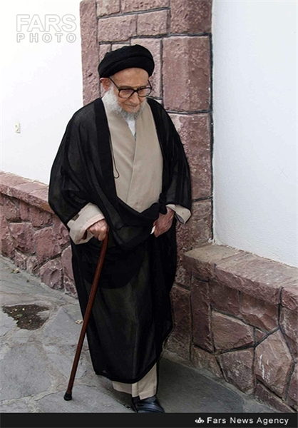 آیتالله ضیاءآبادی از بیمارستان مرخص شد آیتالله ضیاءآبادی از بیمارستان مرخص شد