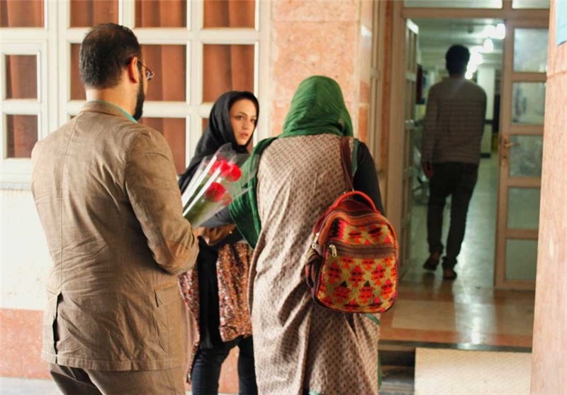 بازید عوامل تولید فیلم «شیار ۱۴۳» از آسایشگاه جانبازان اهواز بازید عوامل تولید فیلم «شیار ۱۴۳» از آسایشگاه جانبازان اهواز