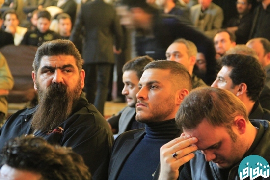 عکس/ بادیگارد یک خواننده در مراسم پاشایی عکس/ بادیگارد یک خواننده در مراسم پاشایی