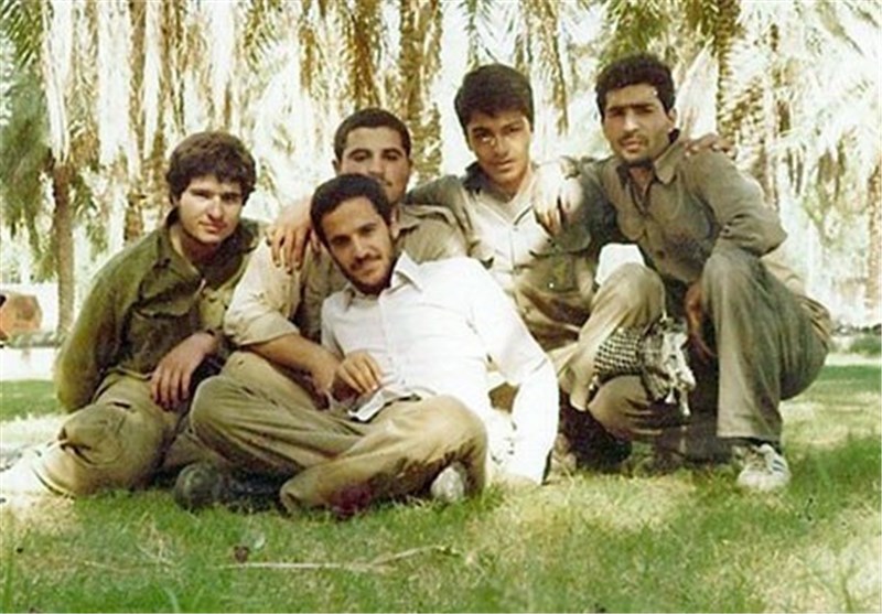 ماجرای تداخل خواستگاری شهید با جلسه محرمانه رهبری ماجرای تداخل خواستگاری شهید با جلسه محرمانه رهبری