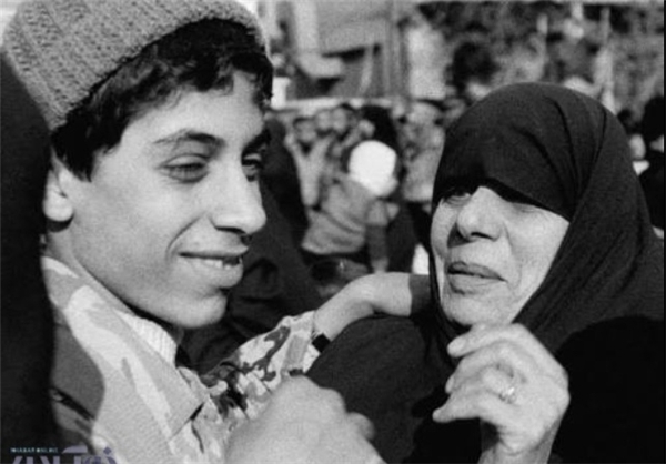 آبروی ما را خرج کارگردان حامی فتنه نکنید آبروی ما را خرج کارگردان حامی فتنه نکنید