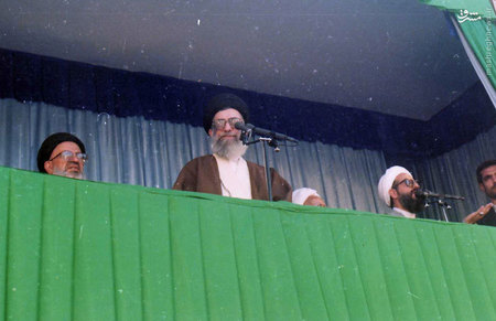 رهبر انقلاب در حرم عبدالعظیم حسنی(ع)+تصاویر رهبر انقلاب در حرم عبدالعظیم حسنی(ع)+تصاویر