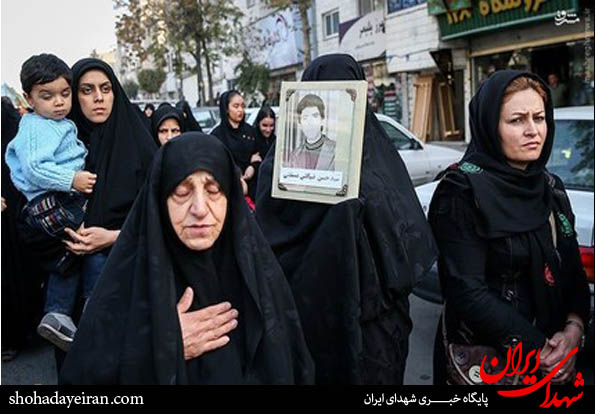 عکس/ تشییع پیکر دو شهید گمنام در تهران