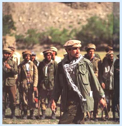 نگاهی به زندگی شهید نگاهی به زندگی شهید