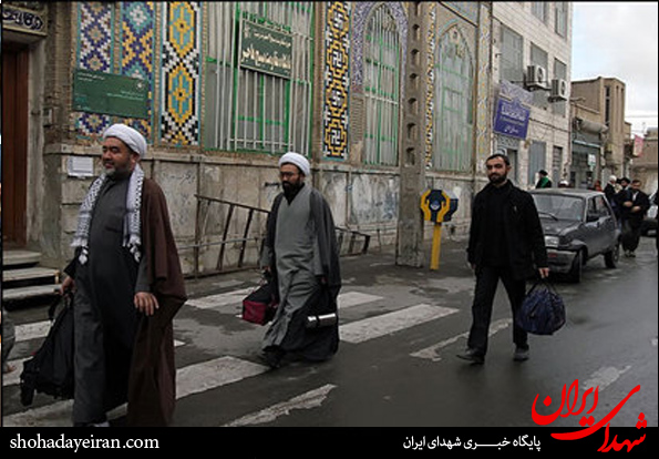 تصاویر/ بدرقه طلاب خارجی به کربلا