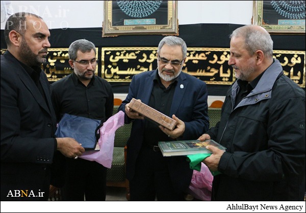 سرداران احمدی مقدم و رادان در حرم امام علی(ع)+عکس سرداران احمدی مقدم و رادان در حرم امام علی(ع)+عکس